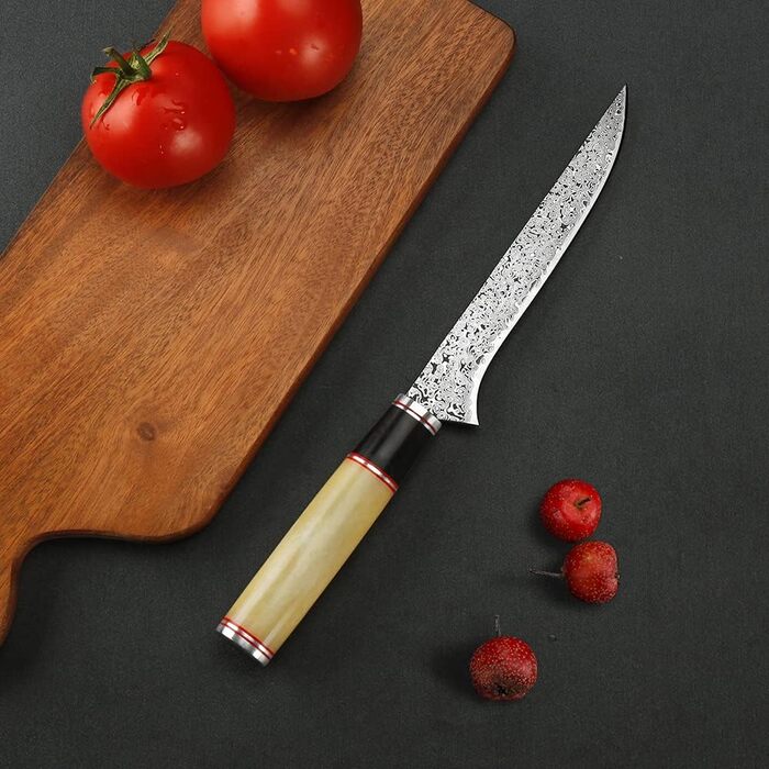 Нож для филе из дамасской стали 16.3 см, рукоять из кости WILDMOK